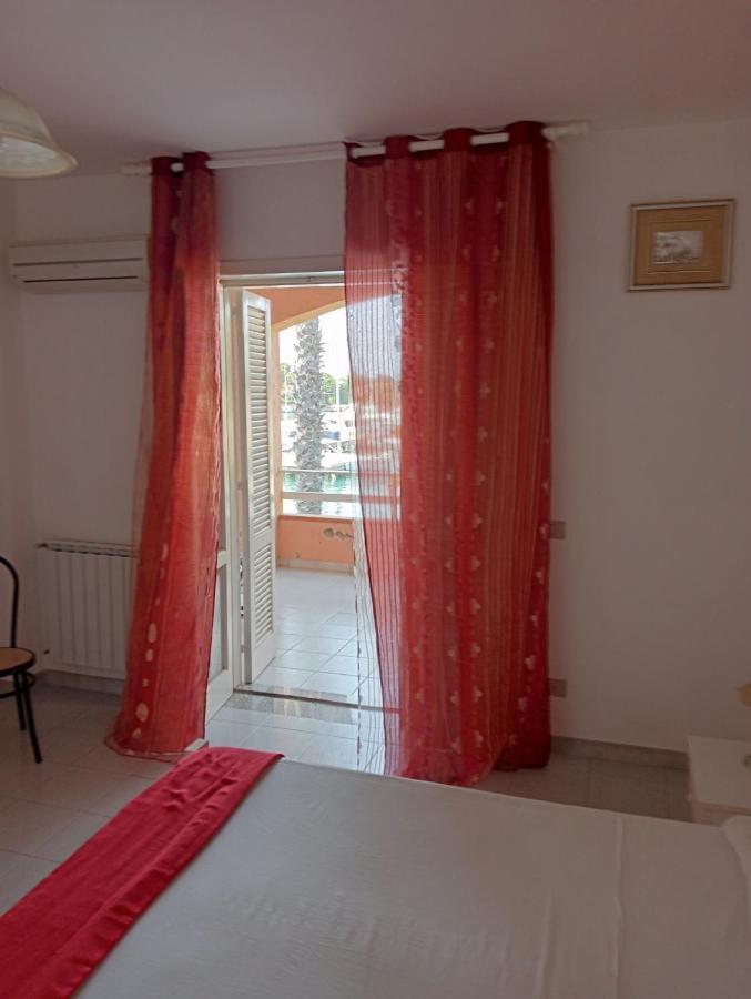 Trilocale "Alicudi" In Portorosa Villa Furnari Exterior foto